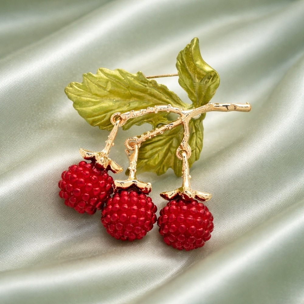 Red Raspberry Berry Cluster Gold Brooch